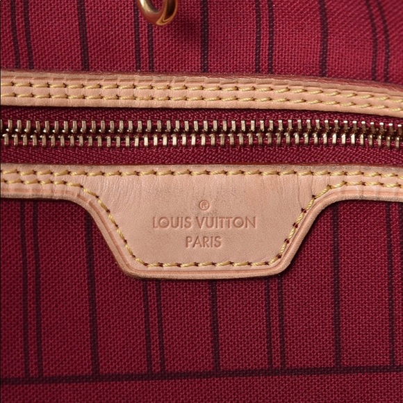 Louis Vuitton neverfull MM RED !! HOLD !! - Picture 3 of 8